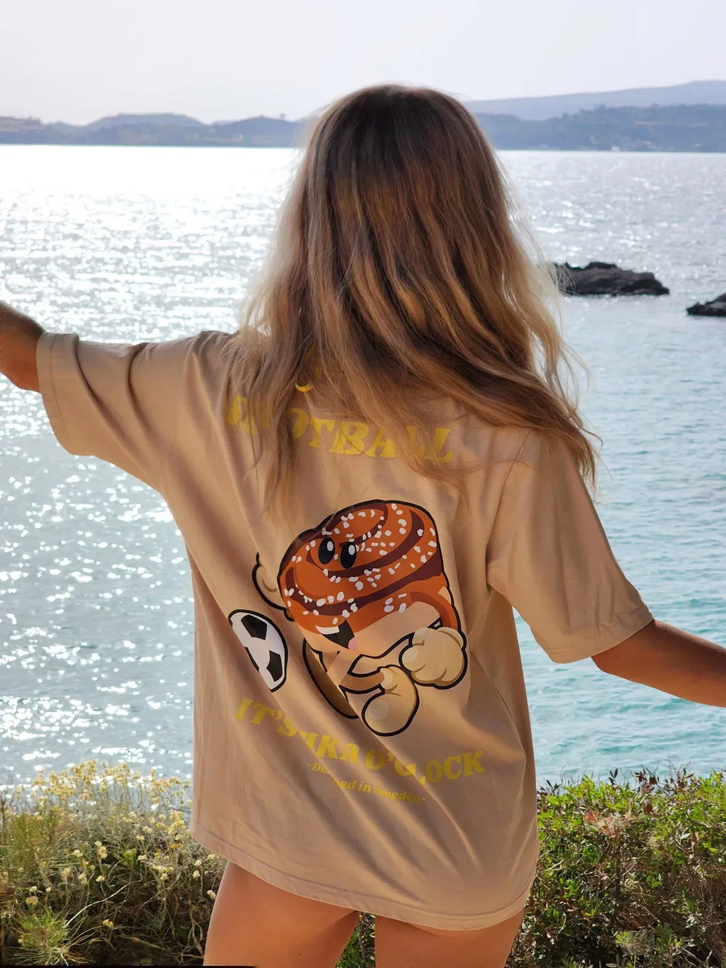 Svensk Husman Football Kanelbulle t-shirt S bomuld