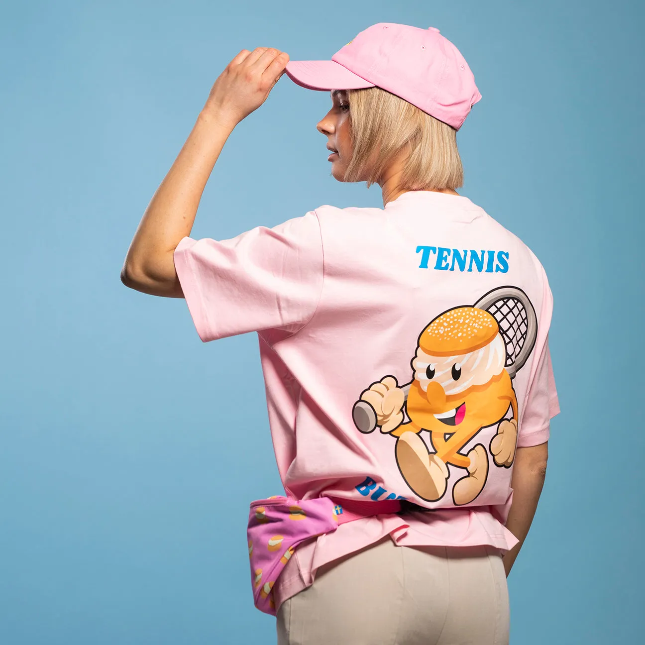 Svensk Husman Tennis Semla T-shirt lyserød 200g bomuld