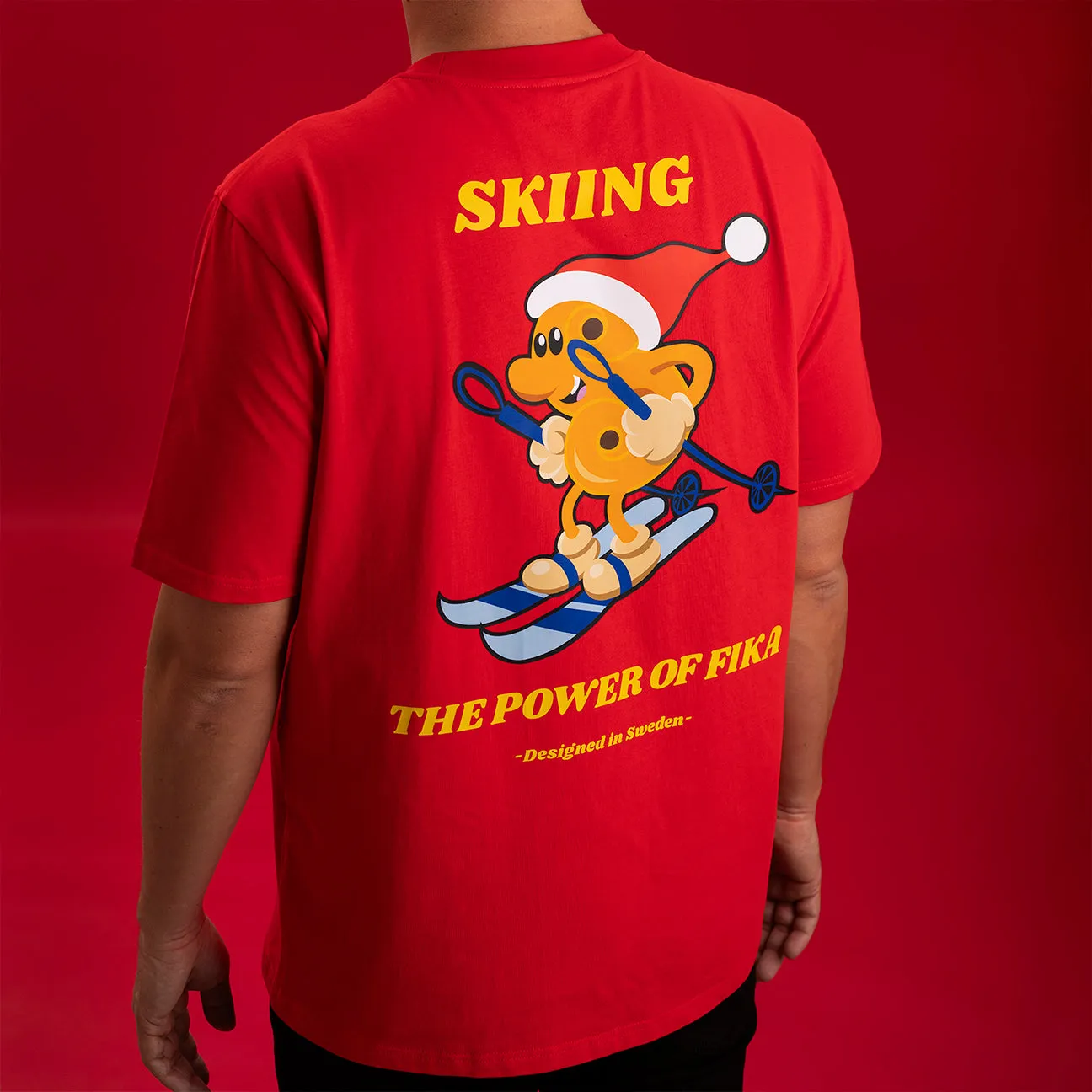 Svensk Husman Skiløb Lussebulle t-shirt rød oversize