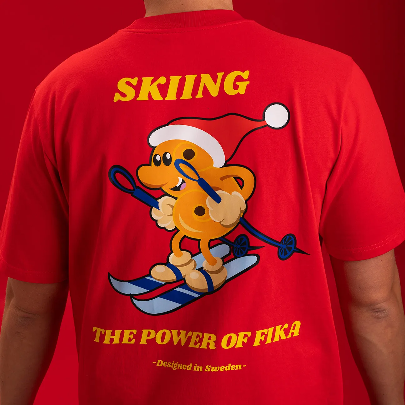 Svensk Husman Skiløb Lussebulle t-shirt rød oversize